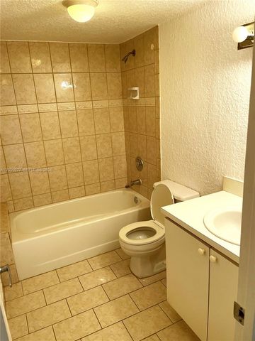 1100 Constitution Dr 1100-C, Homestead, FL 33034