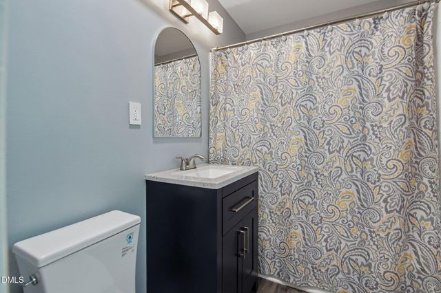 829 Greenwich Street, Raleigh, NC 27610