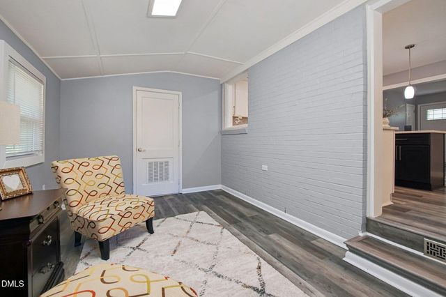 829 Greenwich Street, Raleigh, NC 27610