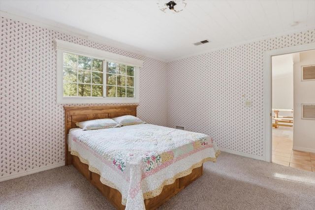 11 PATRICIA ROAD, Yankeetown, FL 34498