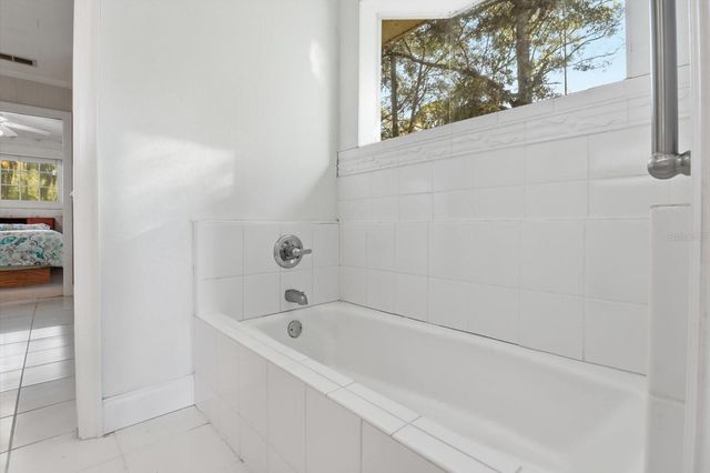 11 PATRICIA ROAD, Yankeetown, FL 34498