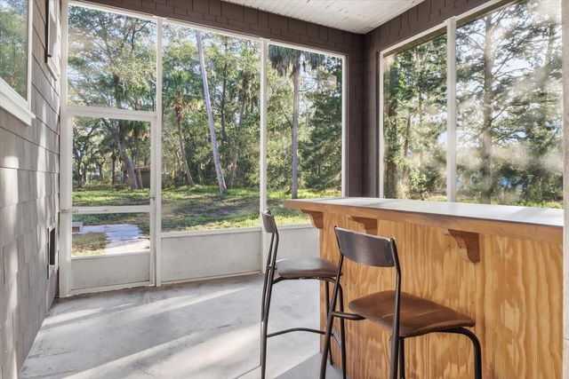 11 PATRICIA ROAD, Yankeetown, FL 34498