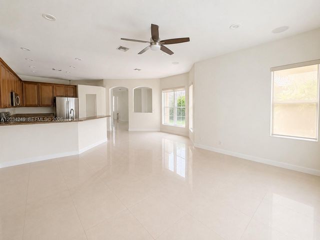 4463 Rainbow Ave 0, Weston, FL 33332