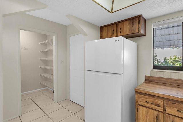 2216 OAK WIND DRIVE, Holiday, FL 34691