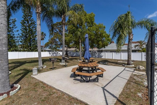 2216 OAK WIND DRIVE, Holiday, FL 34691