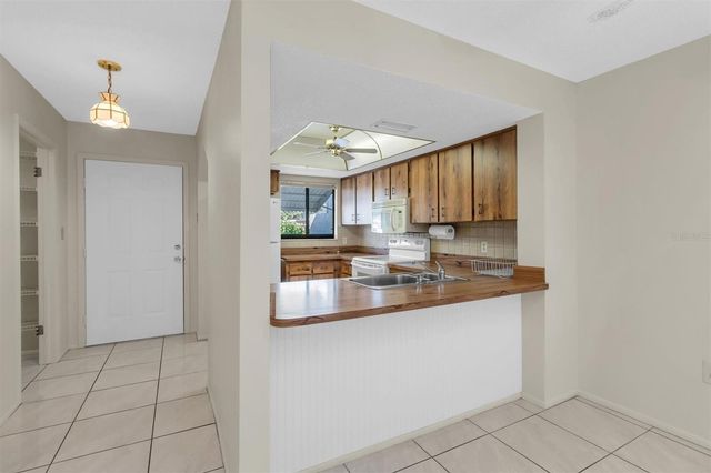 2216 OAK WIND DRIVE, Holiday, FL 34691