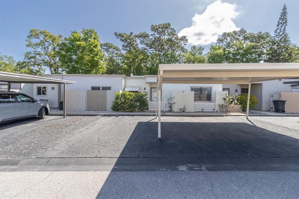 2216 OAK WIND DRIVE, Holiday, FL 34691