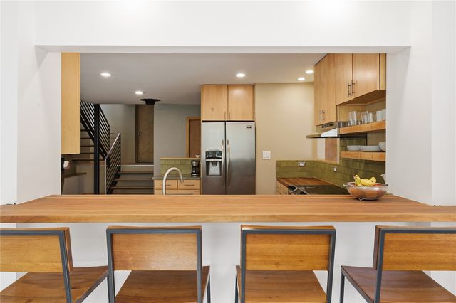 32 Wilowa Lane, Santa Fe, NM 87505