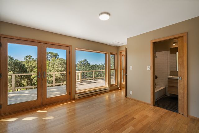 32 Wilowa Lane, Santa Fe, NM 87505