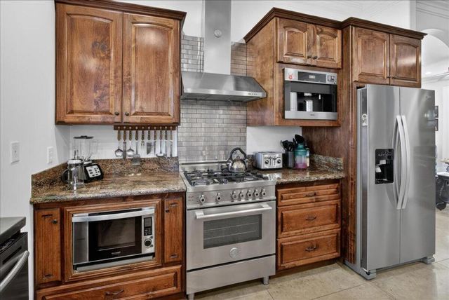 19279 Prickly Pear Trail, Desert Hot Springs, CA 92241