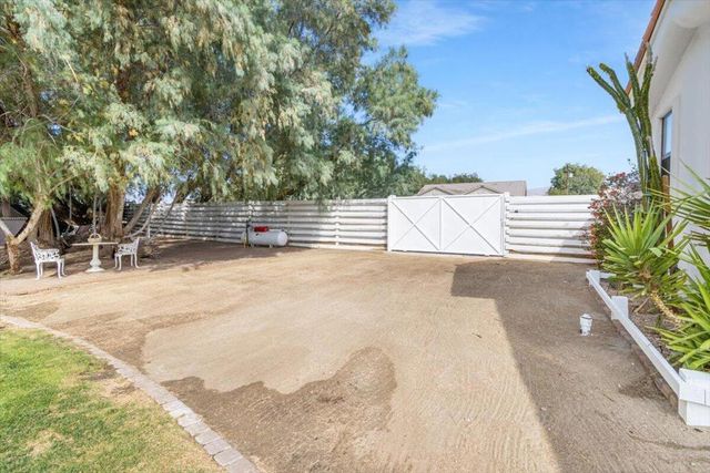 19279 Prickly Pear Trail, Desert Hot Springs, CA 92241