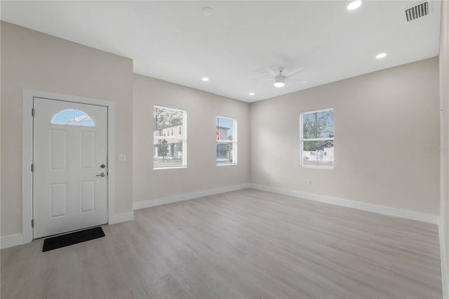 6974 BELLTREE COURT, Tampa, FL 33619