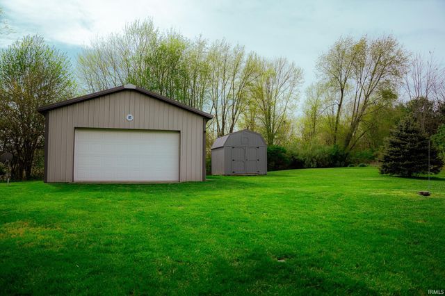 3395 N 600 E Road, Warsaw, IN 46582