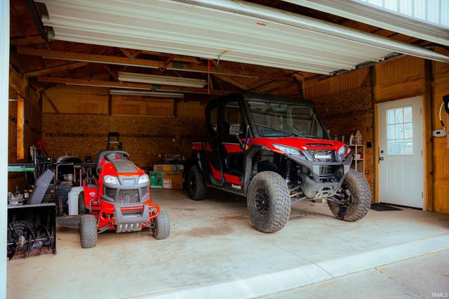 3395 N 600 E Road, Warsaw, IN 46582