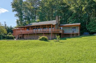 202 Little Mountain Drive, Inman, SC 29349