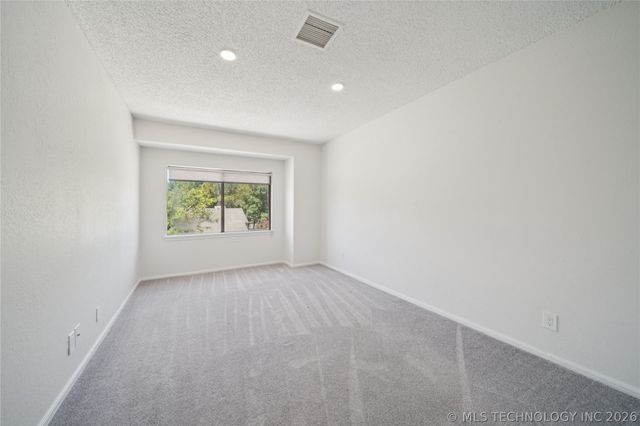 2948 E 84th Street 39, Tulsa, OK 74137