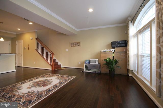 7332 BRUNSON, Gainesville, VA 20155