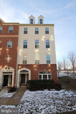 7332 BRUNSON, Gainesville, VA 20155