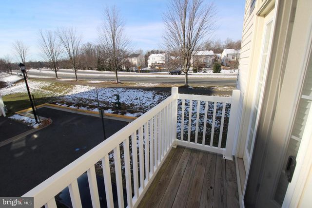 7332 BRUNSON, Gainesville, VA 20155