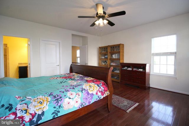 7332 BRUNSON, Gainesville, VA 20155