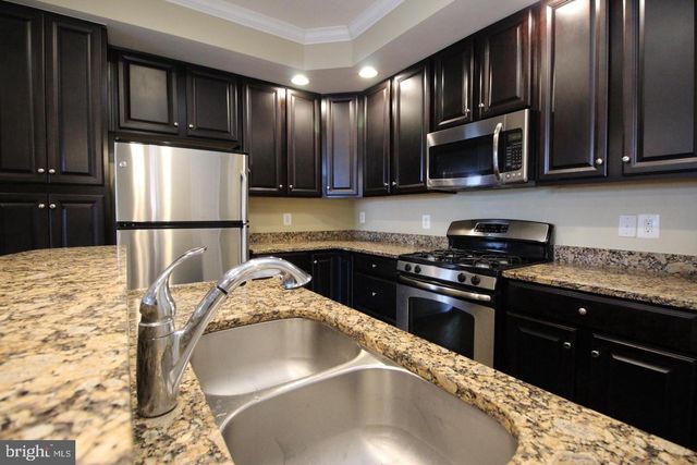 7332 BRUNSON, Gainesville, VA 20155