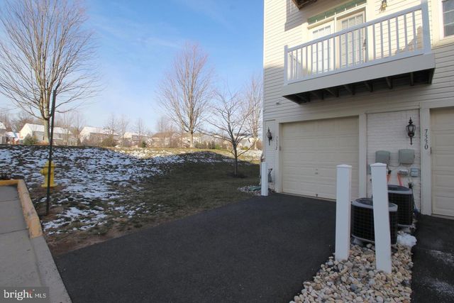 7332 BRUNSON, Gainesville, VA 20155