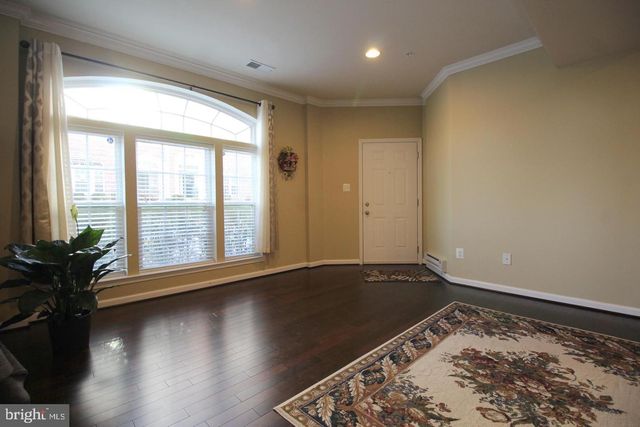 7332 BRUNSON, Gainesville, VA 20155