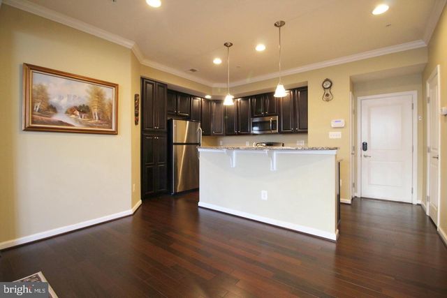 7332 BRUNSON, Gainesville, VA 20155