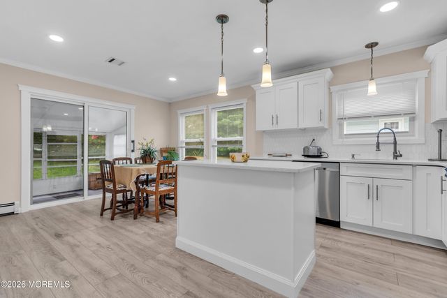 95 Rodhos Street, Toms River, NJ 08757