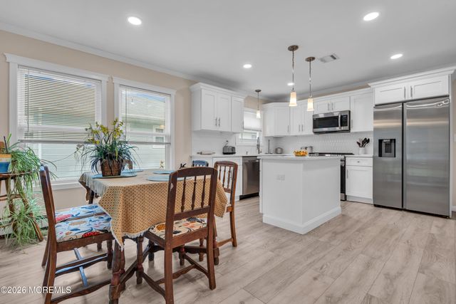 95 Rodhos Street, Toms River, NJ 08757