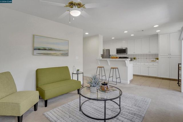 3190 Castro St, Martinez, CA 94553