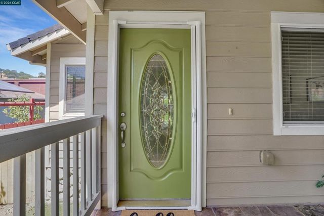 3190 Castro St, Martinez, CA 94553