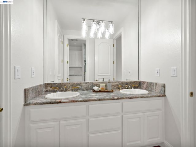 46890 Rancho Higuera Rd, Fremont, CA 94539