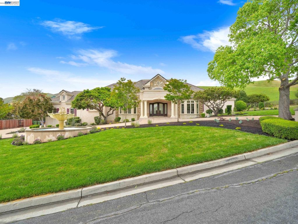 46890 Rancho Higuera Rd, Fremont, CA 94539