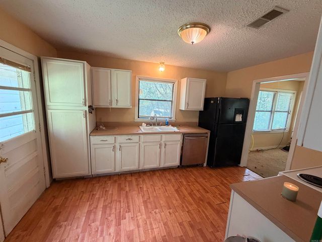 136 Scenic Hill Road, Conway, AR 72034