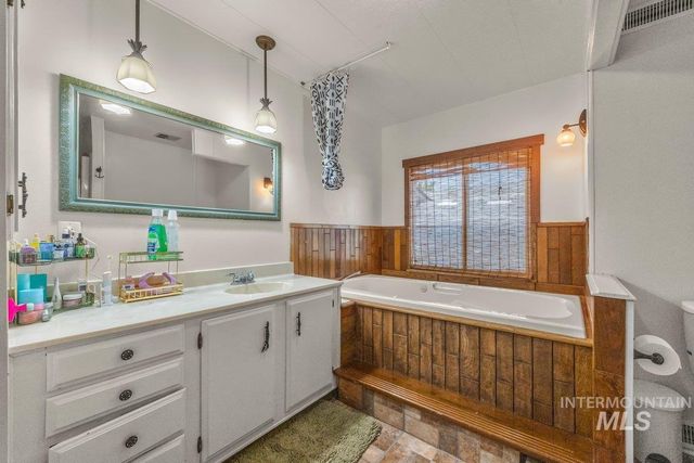 700 E Fairview #172, Meridian, ID 83642