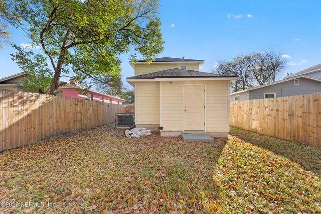 2016 PULLMAN Avenue, Jacksonville, FL 32209