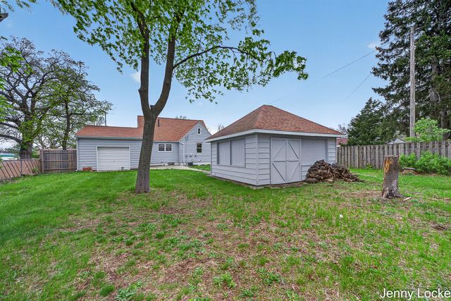 1059 Airport Road, Norton Shores, MI 49441