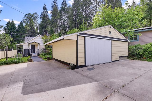 749 Gold Flat Rd, Nevada City, CA 95959