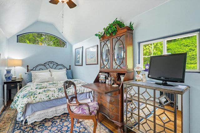 749 Gold Flat Rd, Nevada City, CA 95959