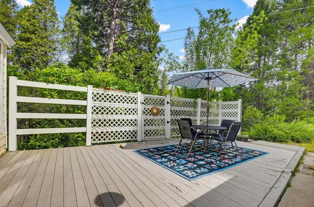 749 Gold Flat Rd, Nevada City, CA 95959