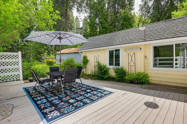 749 Gold Flat Rd, Nevada City, CA 95959