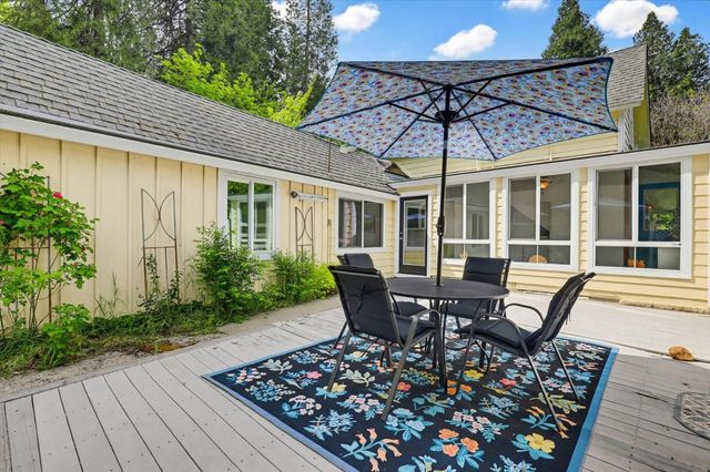 749 Gold Flat Rd, Nevada City, CA 95959
