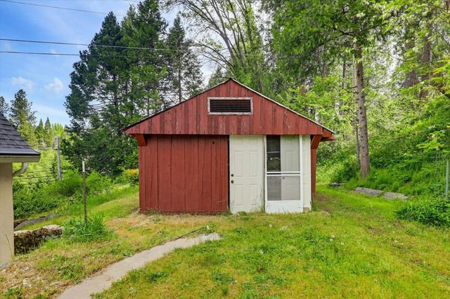749 Gold Flat Rd, Nevada City, CA 95959