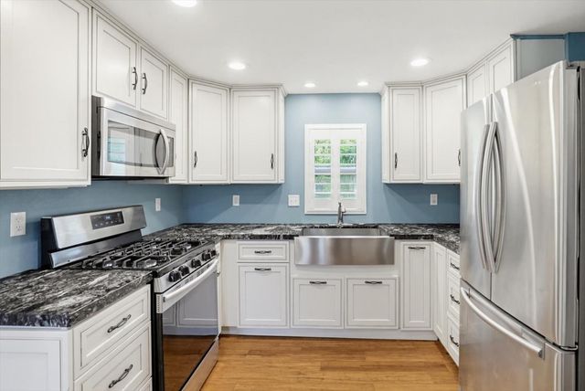 749 Gold Flat Rd, Nevada City, CA 95959