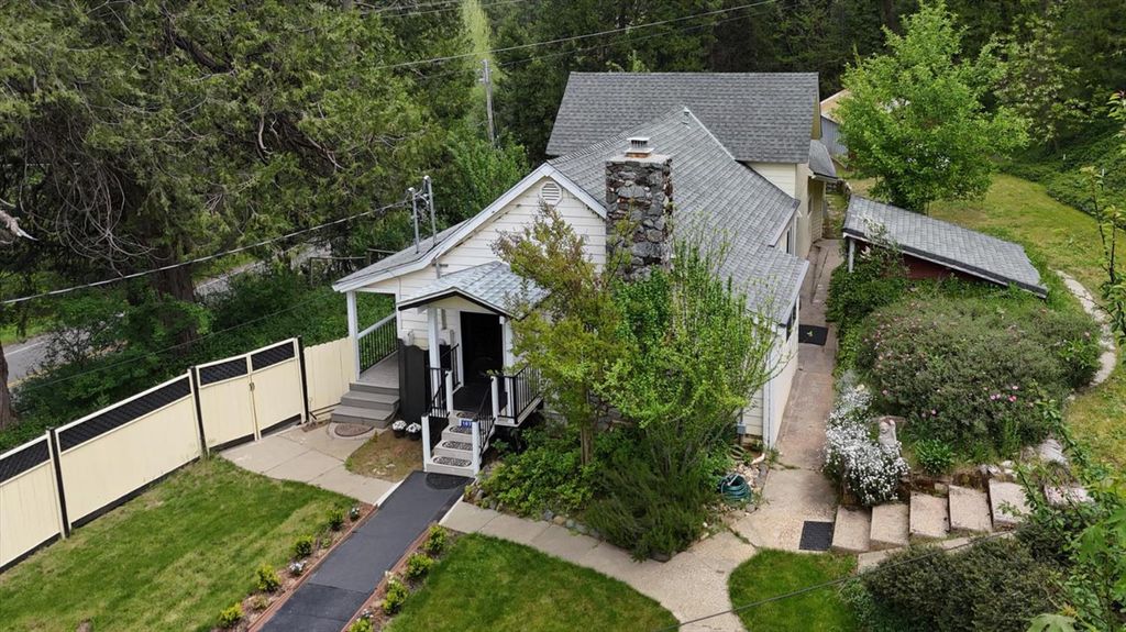 749 Gold Flat Rd, Nevada City, CA 95959