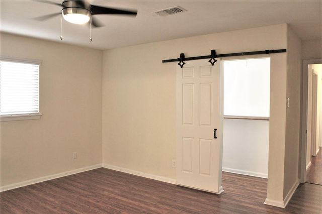 10142 Eddystone Drive, Houston, TX 77043