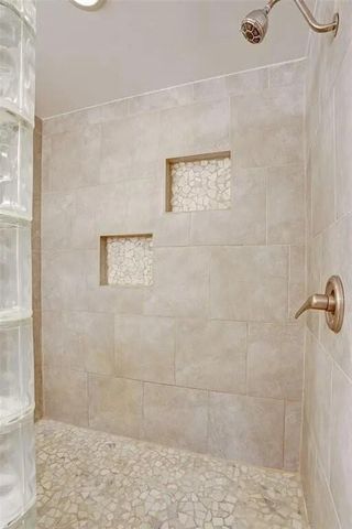 10142 Eddystone Drive, Houston, TX 77043