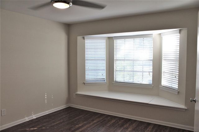 10142 Eddystone Drive, Houston, TX 77043