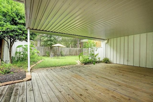 10142 Eddystone Drive, Houston, TX 77043